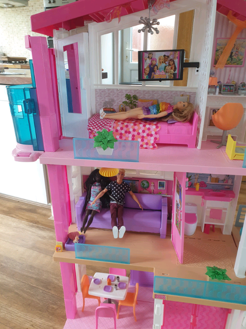 barbie dreamhouse camper van